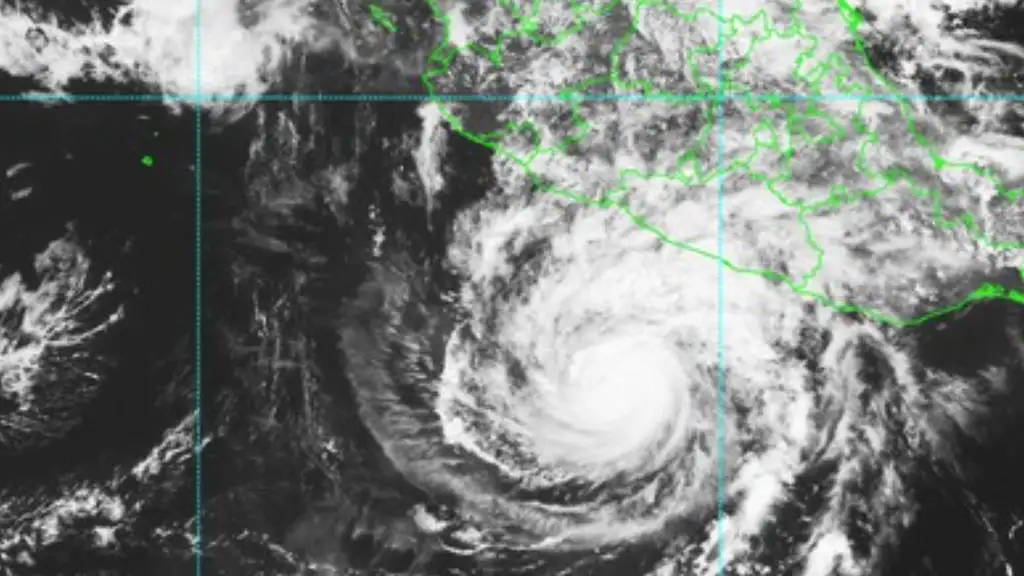 Debido al huracán Trudy se pronostican lluvias intensas en Guerrero y Oaxaca