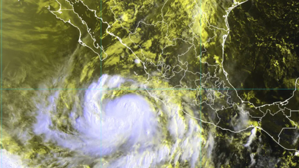 Rachel se intensificó a huracán categoría 1 en la escala Saffir-Simpson